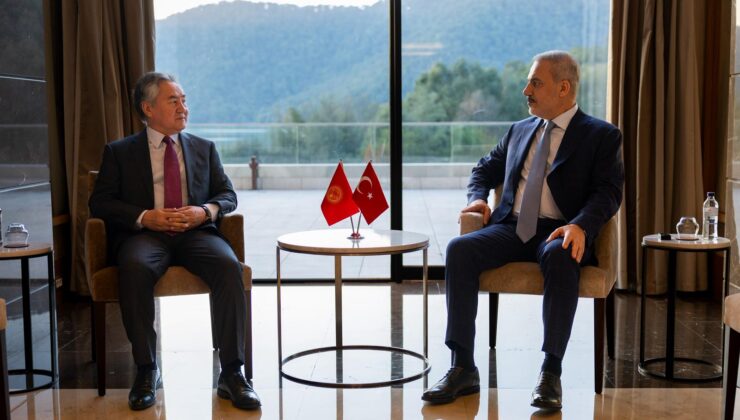 Bakan Fidan, Kırgız Mevkidaşı Kulubayev İle Gebele’de Görüştü