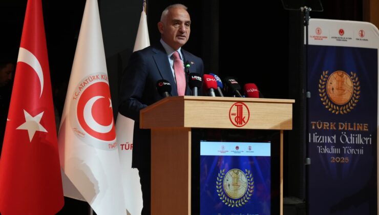 Bakan Ersoy: Türkçeye Hizmet, Ortak Kültürel Birikimimize Hizmettir