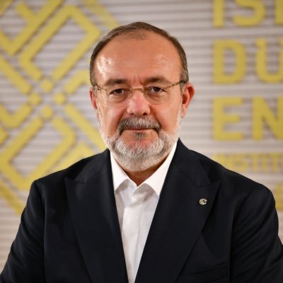 Eski Diyanet İşleri Başkanı Mehmet Görmez Rektörlüğe Atandı: Üniversitelerde Yeni Görevlendirmeler Yapıldı