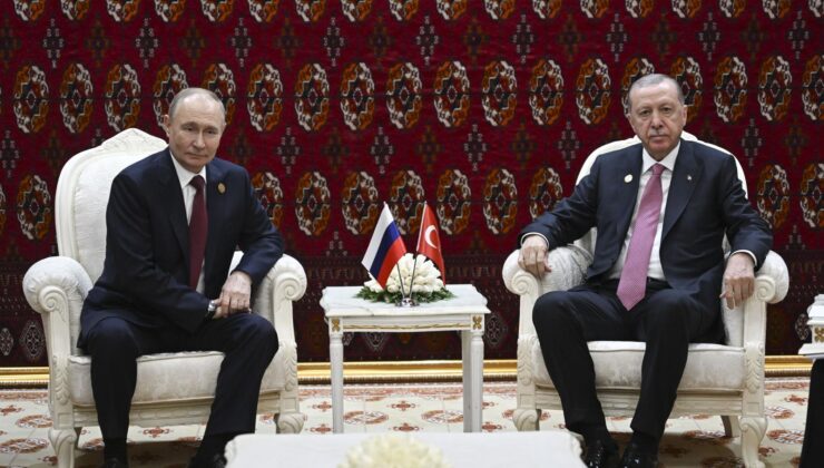 Cumhurbaşkanı Erdoğan, Aşkabat’ta Putin ve Berdimuhamedov ile Görüştü