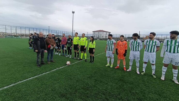 Kars Amatör Ligi’nde Duygusal Anlar: Spor Camiası Kayıplarını Unutmadı