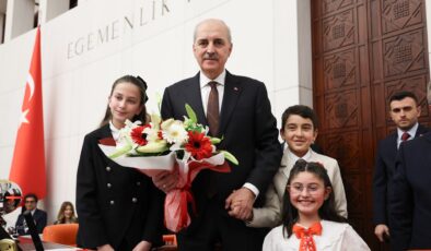 TBMM Başkanı Kurtulmuş’tan Çocuklara Anlamlı Mesaj: “Sizler Geleceğin Liderlerisiniz”