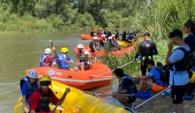 Akyaka’da Rafting Heyecanı Sürüyor! Geleceğin Sporcuları Kanyonda Yetişiyor