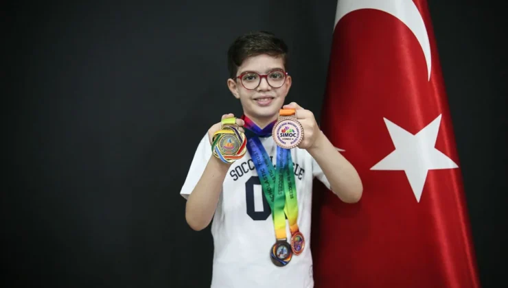 Bursa’dan 9 Yaşındaki Ömer Asaf’tan Singapur’da Çifte Bronz Madalya